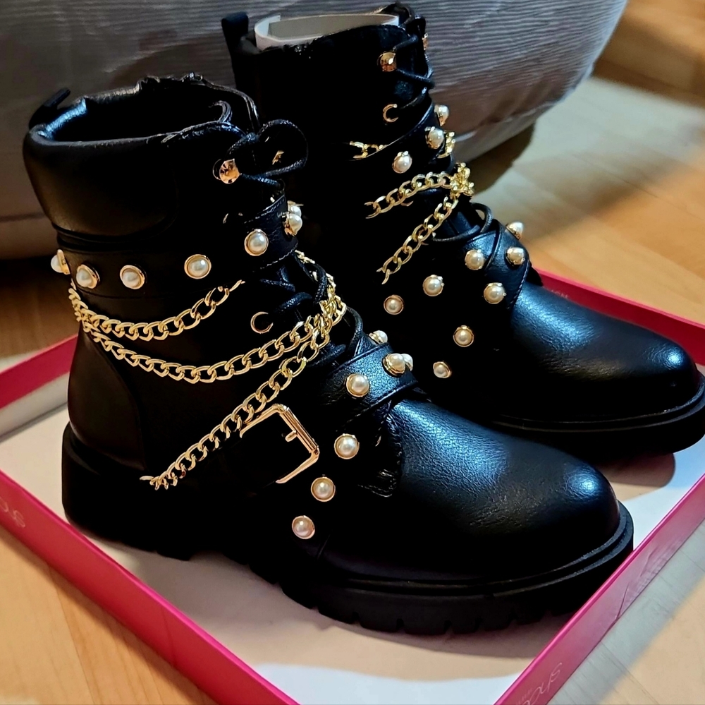 Flat Boots, Hartley, Black